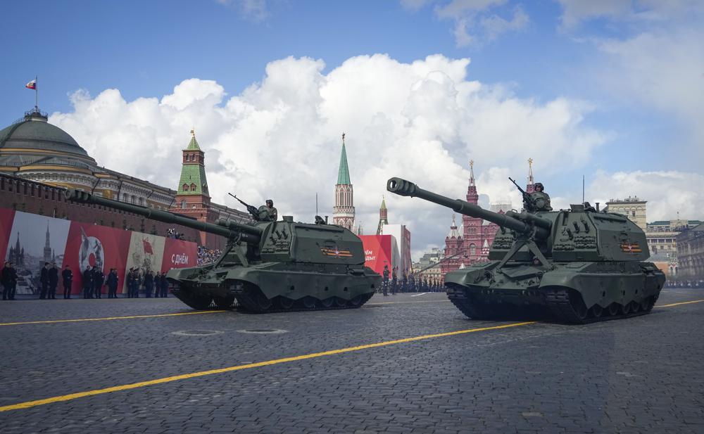 Toàn cảnh duyệt binh kỷ niệm 77 năm Ngày Chiến thắng ở Nga - 11