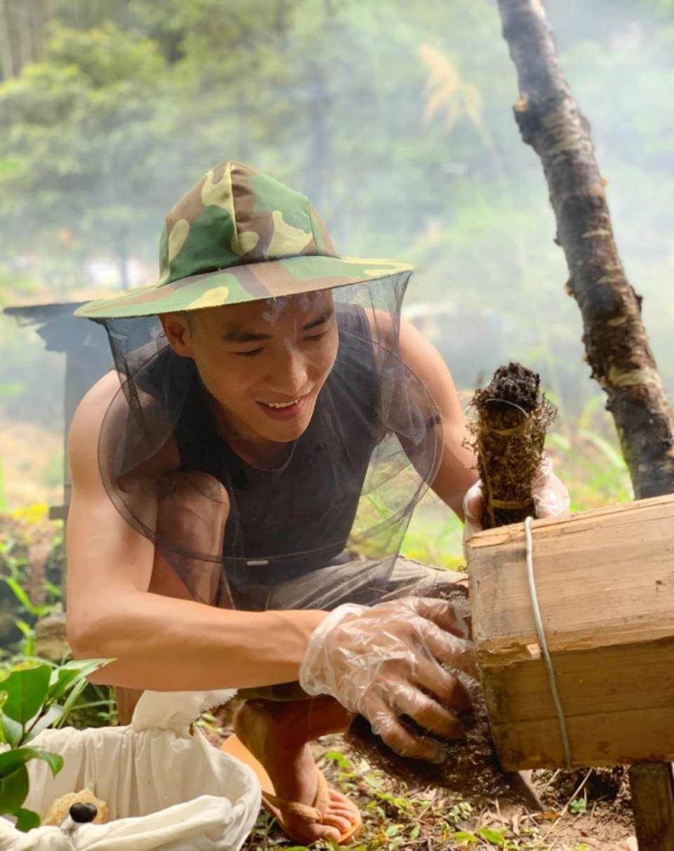 Soái ca lính cứu hỏa bỏ việc về quê bán thứ này, mỗi năm đút túi bạc tỉ - 3