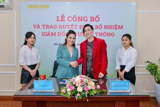 Ca sĩ Khánh Phương nhận chức Giám đốc Truyền thông của Tập đoàn Tworld Group - 1