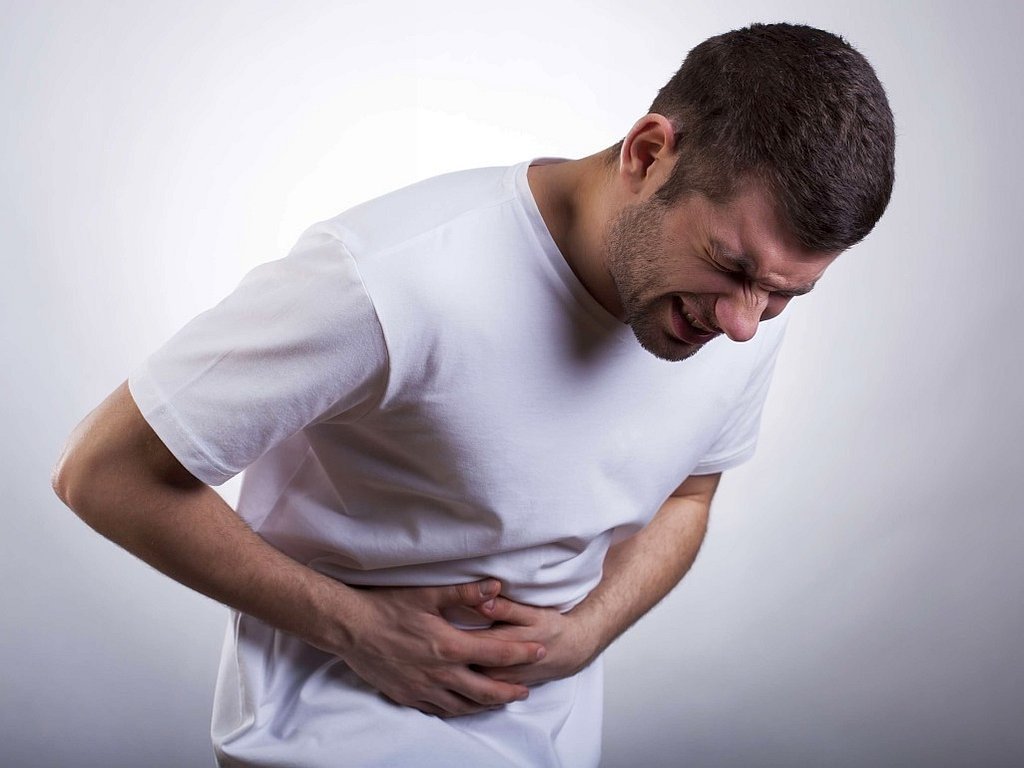 Đừng chủ quan khi đau bụng bởi có thể là dấu hiệu cảnh báo nhiều bệnh lý nguy hiểm - 1