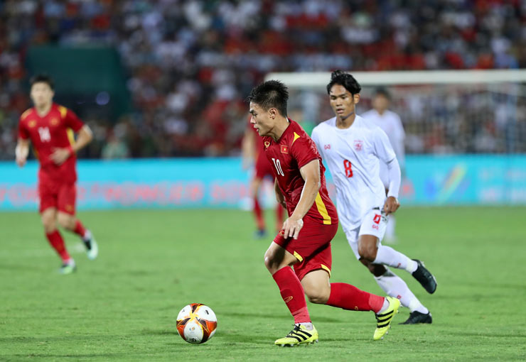 Họp báo U23 Việt Nam đấu U23 Myanmar: Thầy Park nói học trò chơi không tốt - 1