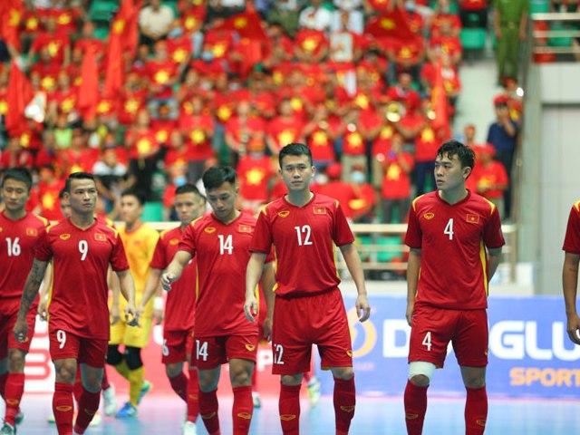 Video bóng đá futsal Việt Nam - Malaysia: Mãn nhãn tiệc 8 bàn, ngược dòng đẳng cấp (SEA Games 31)