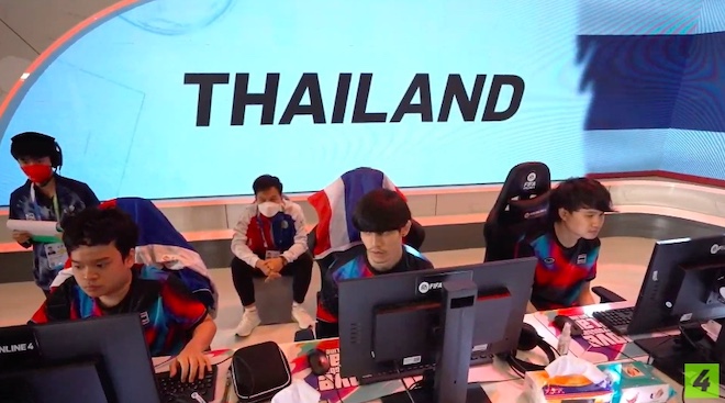 TRỰC TIẾP: Việt Nam tụt huy chương vàng FIFA Online 4 trong tiếc nuối - 6