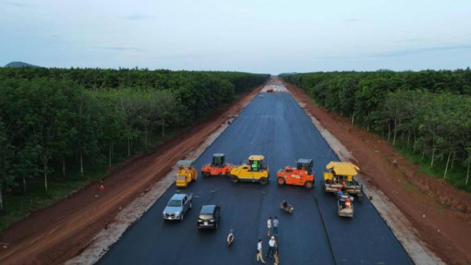 Cao tốc Dầu Giây - Phan Thiết, Phan Thiết - Vĩnh Hảo đẹp mắt từ trên cao - 4