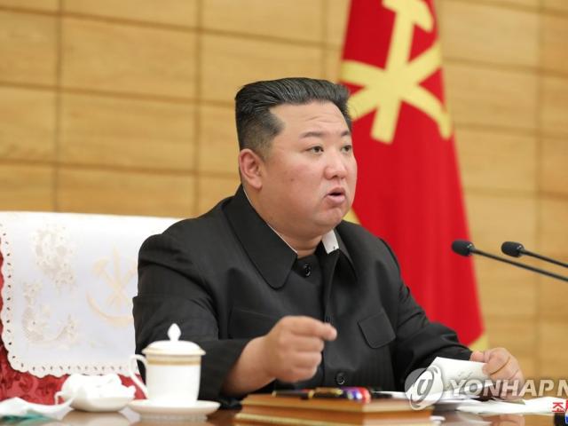 Covid-19 ở Triều Tiên: 1,2 triệu người bị sốt, ông Kim Jong Un chỉ trích các quan chức