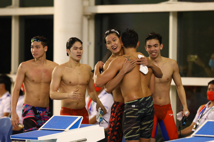 Trực tiếp SEA Games ngày 17/5: Việt Nam vượt 100 HCV, đội bơi 4x200m phá kỷ lục SEA Games - 1