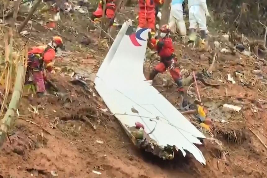 Thông tin máy bay rơi khiến 132 người chết &#34;có thể do chủ ý&#34;: Trung Quốc lên tiếng - 1