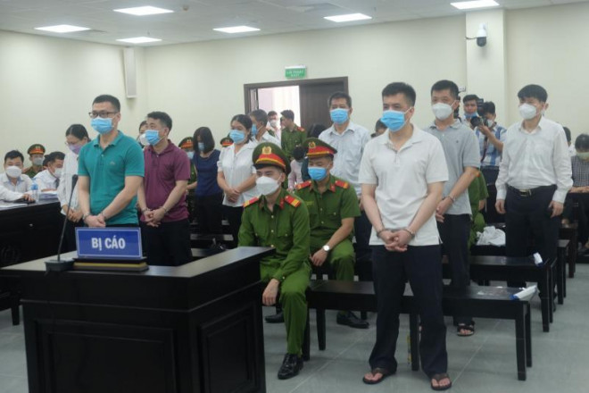 Cựu Thứ trưởng Bộ Y tế Trương Quốc Cường bị tuyên phạt 4 năm tù - 4