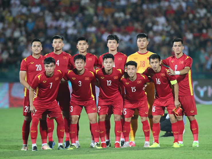U23 Việt Nam quyết hạ gục “mãnh hổ” Malaysia, triệu fan mơ “Chiến thắng vàng cùng nhau” - 1