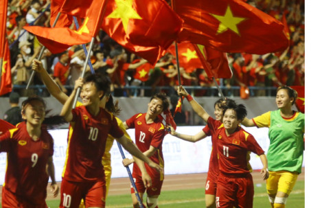 Tin mới nhất từ "chảo lửa" Cẩm Phả: Ngây ngất bàn thắng vàng chung kết Việt Nam - Thái Lan