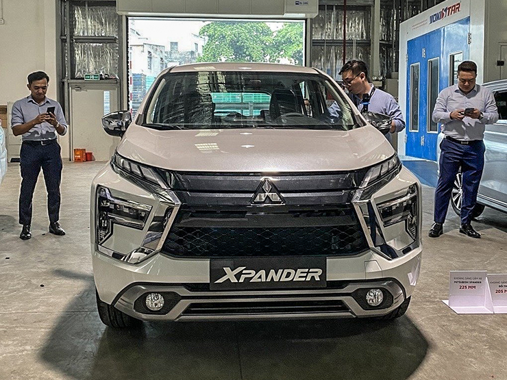 Mitsubishi Xpander phiên bản nâng cấp có mặt tại đại lý