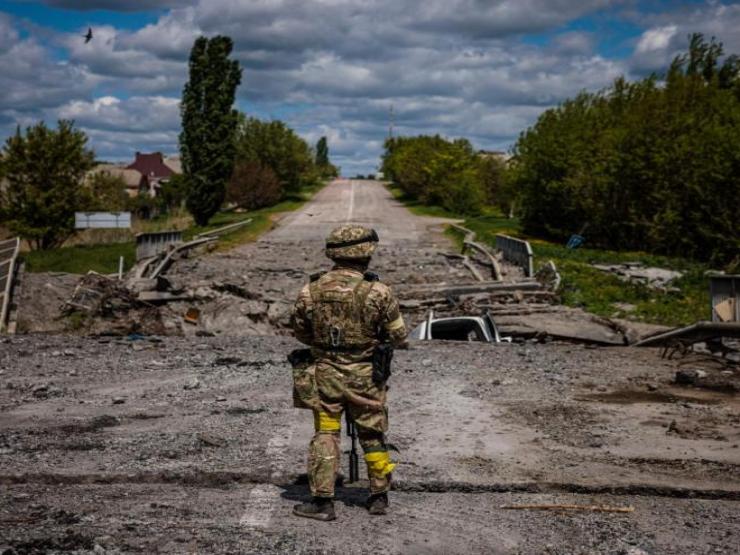 Lãnh đạo Lugansk: Sievierodonetsk bị vây 3 mặt, đã quá muộn để sơ tán người dân