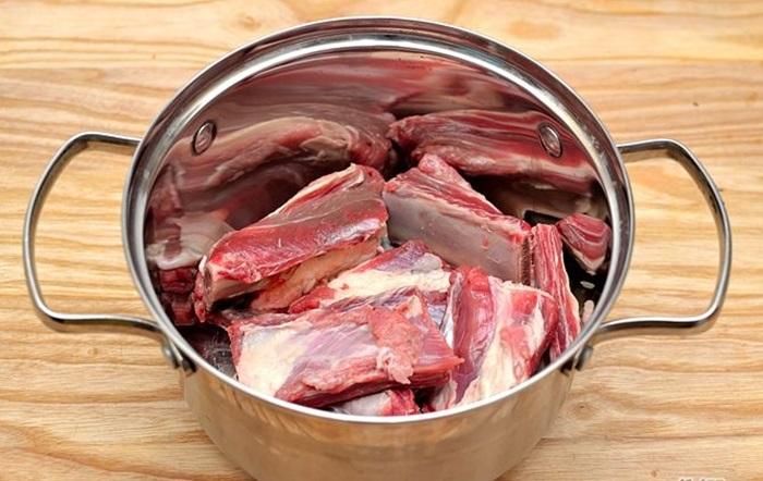 Công thức nấu sườn om thơm mềm, ngon bất bại - 2