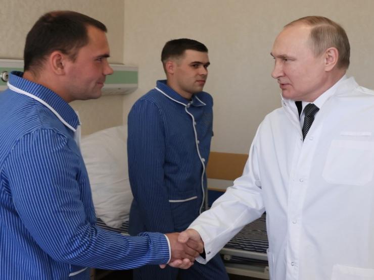 Video ông Putin thăm binh sĩ Nga bị thương trong chiến đấu ở Ukraine