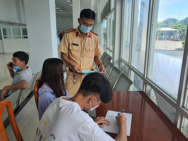 Từ vụ xe khách vi phạm giao thông gần 300 lần: Chủ xe cần làm ngay điều này để tránh 'gộp đơn' phạt nguội - 1