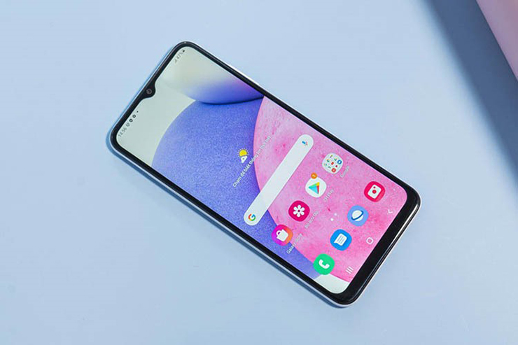 Chỉ có hơn 3 triệu, mua điện thoại nào vừa pin "trâu", vừa bền? - 4