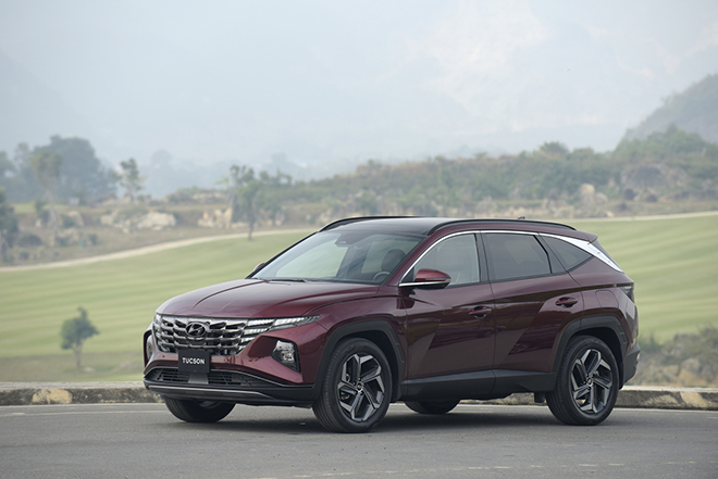 Giá xe Hyundai Tucson niêm yết và lăn bánh tháng 6/2022 - 3