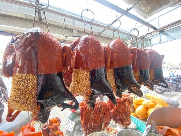 Từ bỏ công việc lương nghìn đô, 8X về làm “vịt quay bóng đêm”, bán cả trăm con/ngày - 7