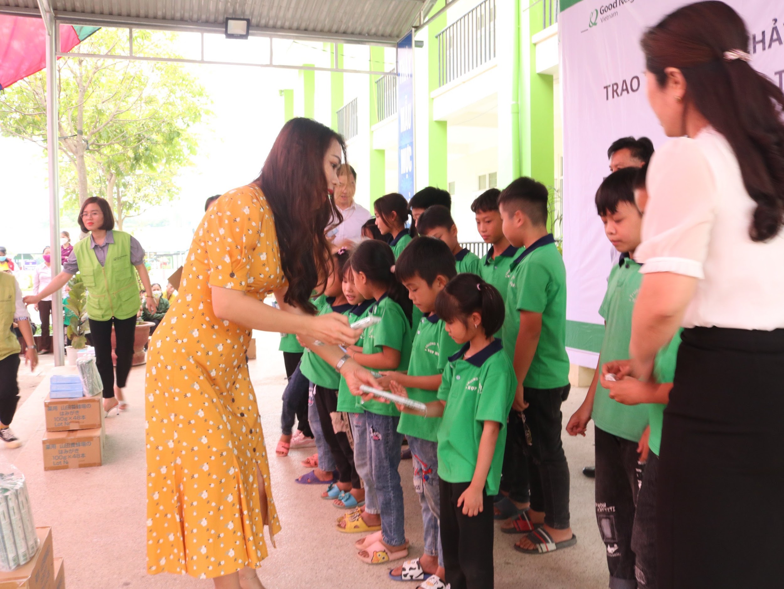 Hiaki Health Care cùng quỹ bảo trợ trẻ em GNI đồng tổ chức thực hiện chương trình từ thiện trao quà cho trẻ em tỉnh Tuyên Quang - 3