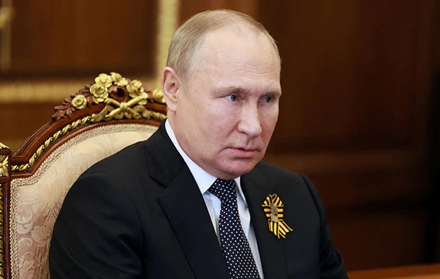 Ông Putin cách chức 5 tướng lĩnh - 1