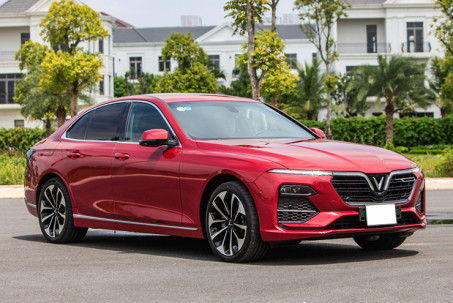 Giá xe VinFast Lux A2.0 lăn bánh tháng 6/2022, ưu đãi 100% phí trước bạ