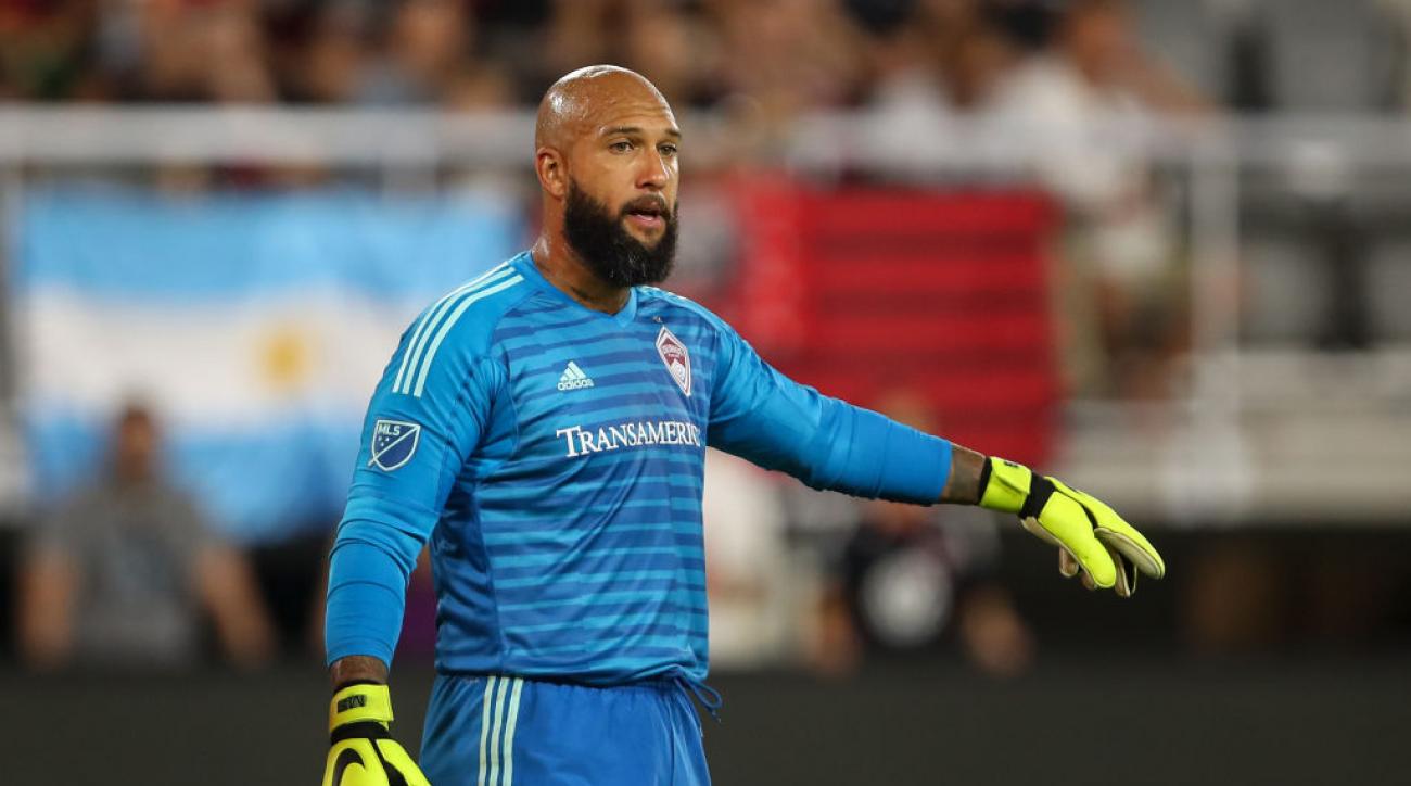 Tim Howard từng vượt qua căn bệnh hiếm gặp và trở thành thủ môn xuất sắc Ngoại hạng Anh - 3