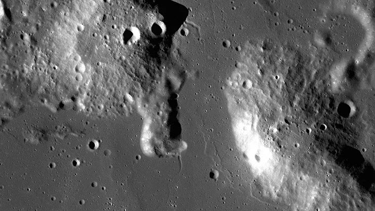 NASA lên kế hoạch tiếp tục khám phá bí ẩn của Mặt Trăng - 1