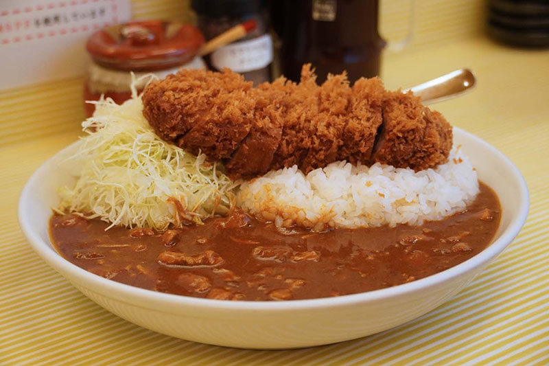 この料理は、天皇が日本で食べるように勧められて、早くも西洋化の時代に登場しました-7