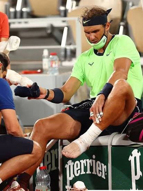 Nadal trên đỉnh thế giới: Đua Wimbledon, bản thân hay Djokovic là đối thủ số 1? - 10