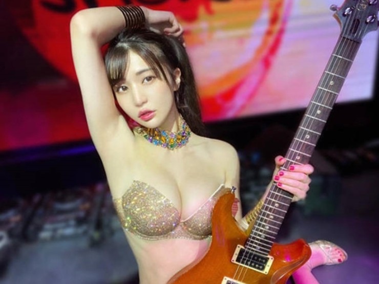 Nữ thần DJ đóng phim 18+ bất ngờ giải nghệ khiến fan tiếc nuối