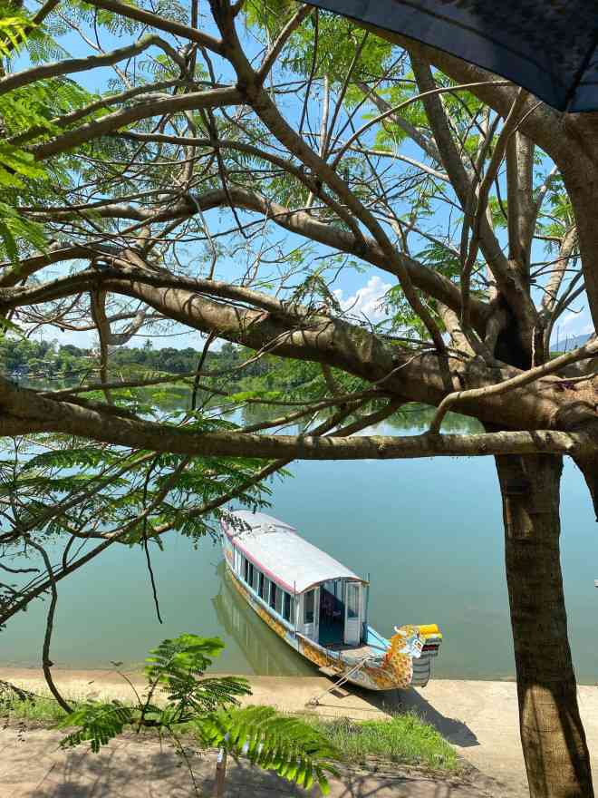 Đi Huế một mình, có buồn không? - 17