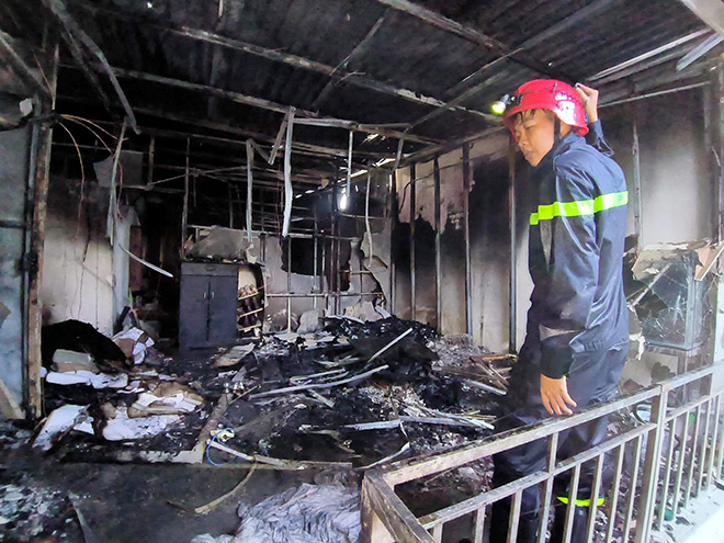 Tiệm bánh ở TP Thủ Đức bùng cháy, 11 người khóc gào trong khói lửa - 1