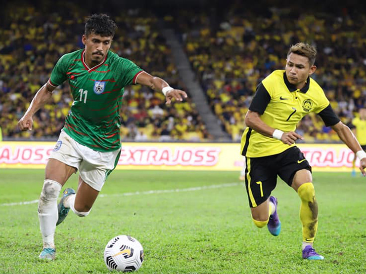 Video bóng đá Malaysia - Bangladesh: Đại tiệc 5 bàn, vé Asian Cup về tay