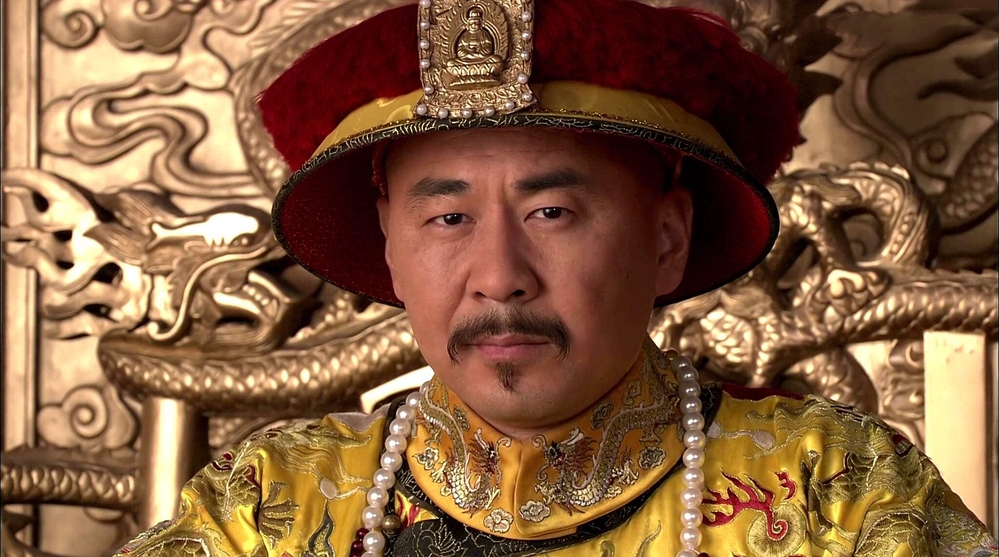 Hoàng đế "thị tẩm" 20 phi tử trong 2 ngày, phim Trung Quốc đã lừa khán giả thế này đây - 1
