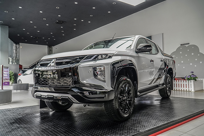 Giá xe Mitsubishi Triton lăn bánh tháng 6/2022, tặng camera lùi - 7