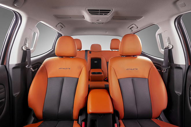 Giá xe Mitsubishi Triton lăn bánh tháng 6/2022, tặng camera lùi - 10