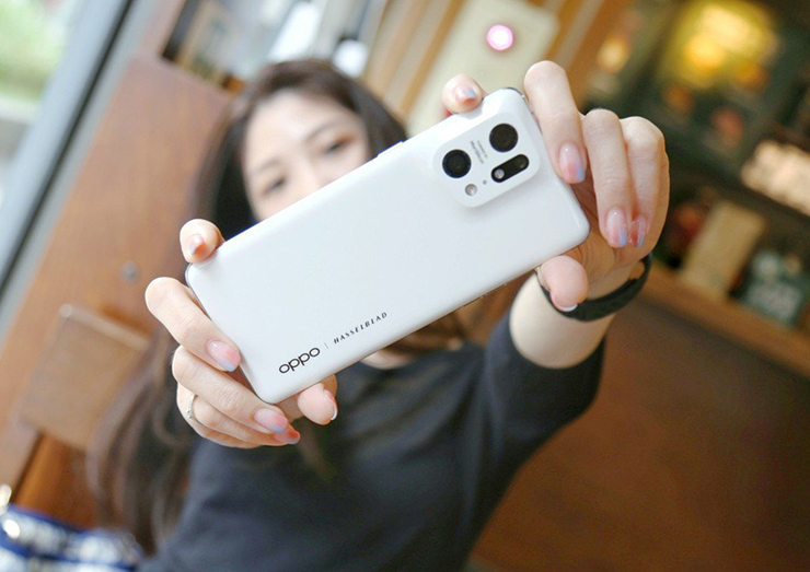 Những điện thoại tốt nhất trong nửa đầu năm 2022 - 9