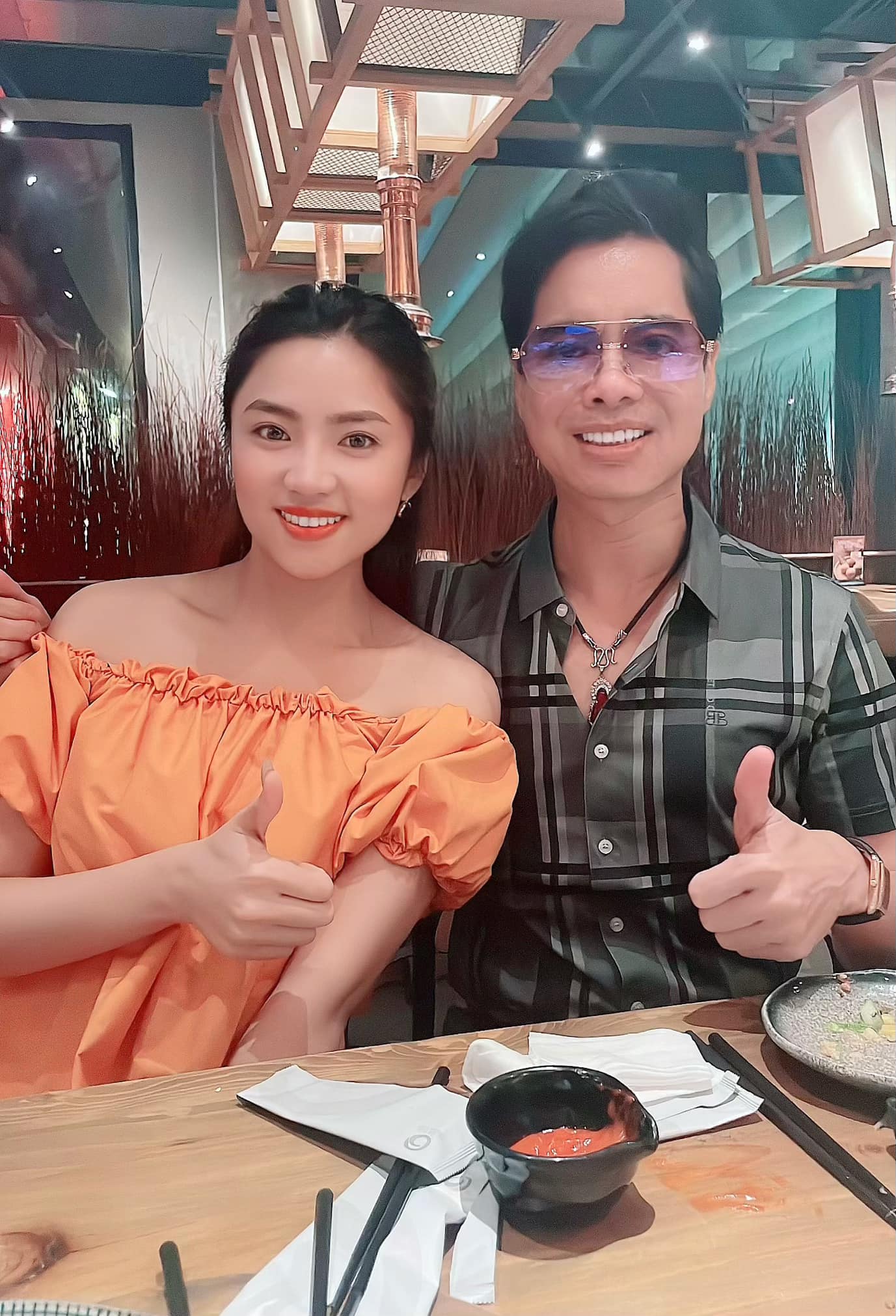 Ngọc Sơn bất ngờ khoe “con gái yêu” ở tuổi U60 - 1