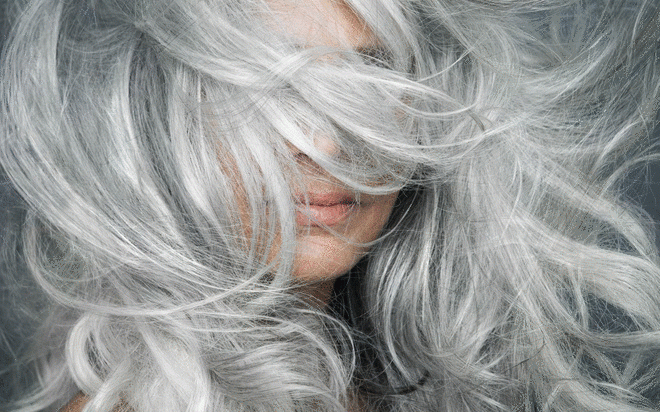 Thực hư tin đồn người tóc bạc ít bị ung thư, vị trí tóc bạc sẽ báo hiệu những bệnh gì liên quan - 1