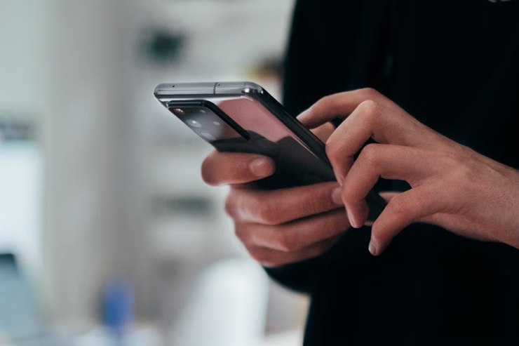 Nên chọn mua Galaxy S hay Galaxy A? - 3