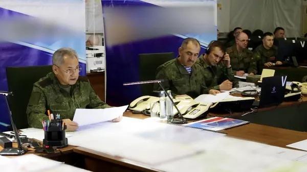 Bộ trưởng Quốc phòng Nga tới chiến trường Ukraine - 1