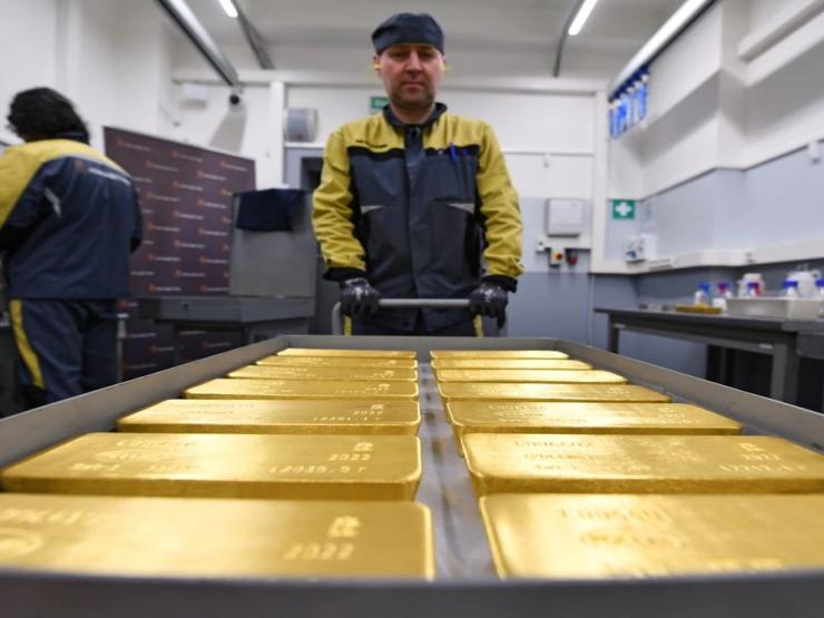Quốc gia châu Âu bất ngờ nhập khẩu 3 tấn vàng Nga