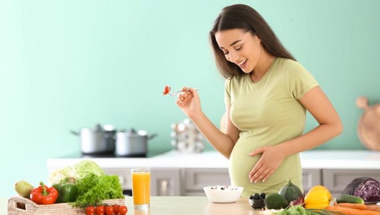 Mẹ bầu đừng bỏ qua 4 thực phẩm này để giúp con tăng trí thông minh ngay từ trong bụng mẹ - 1
