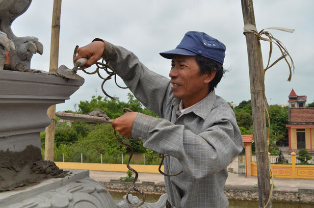 “Dị nhân” có bộ móng tay dài nhất Việt Nam: “Ai muốn mua tôi sẵn sàng bán” - 3