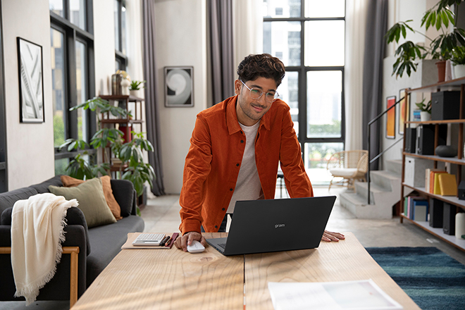 Mở ra cả thế giới chỉ với 1kg trên vai trong thời đại “di động hoá” Laptop - 5