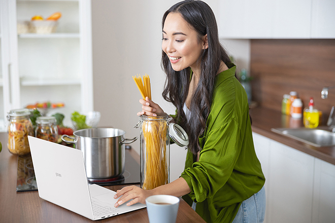 Mở ra cả thế giới chỉ với 1kg trên vai trong thời đại “di động hoá” Laptop - 8