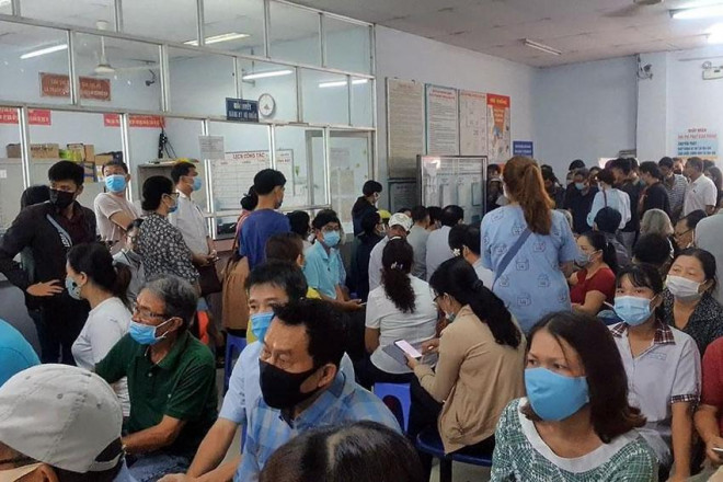 “Dịch vụ” làm căn cước công dân ở Gò Vấp: Chi tiền là vào thẳng phòng nhập liệu - 1