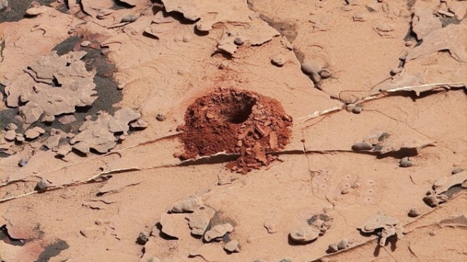 Sự sống Sao Hỏa nằm sâu 2 mét dưới lòng đất? - 1