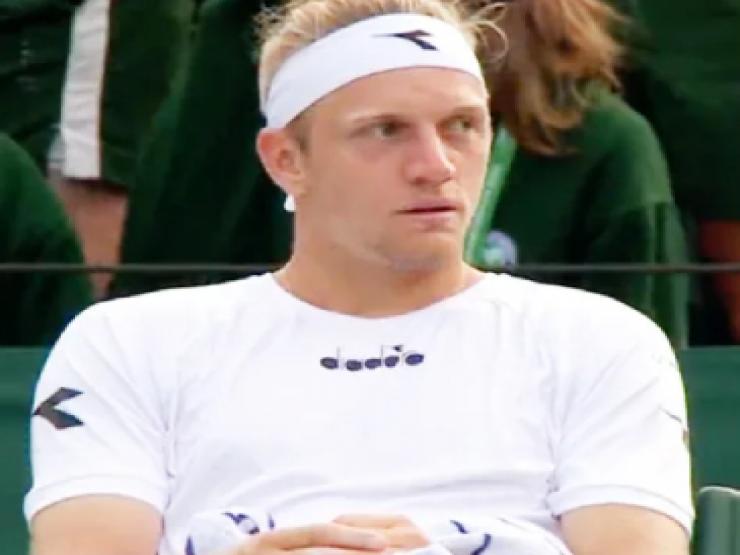 Lùm xùm Wimbledon: Humbert quên vợt ở nhà, Fokina ”cay cú” bị phạt thua luôn