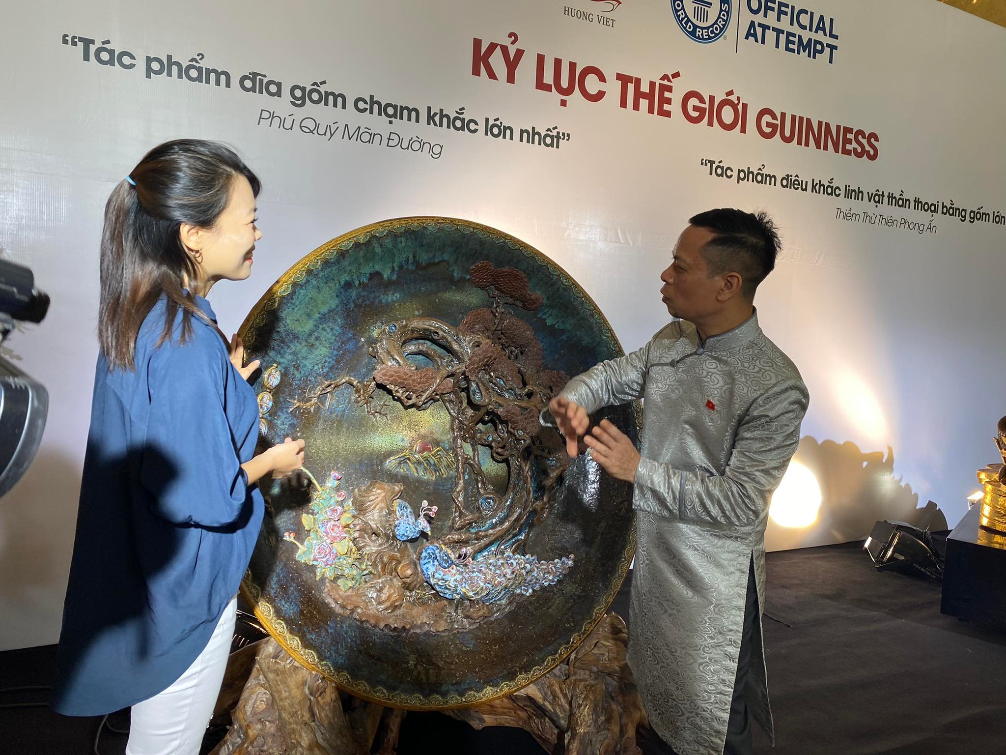Nghệ nhân gốm Việt Nam đầu tiên đạt kỷ lục Guinness Thế giới - 1